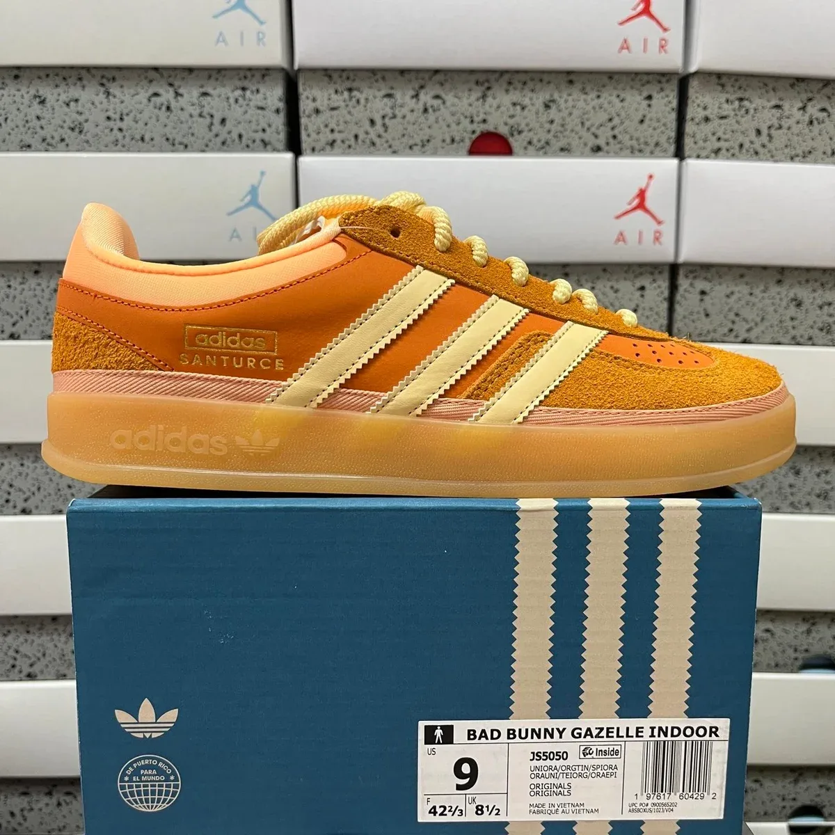 Adidas Adidas Santurce Bad Bunny Gazelle Indoor Orange Sneakers Orange - 1