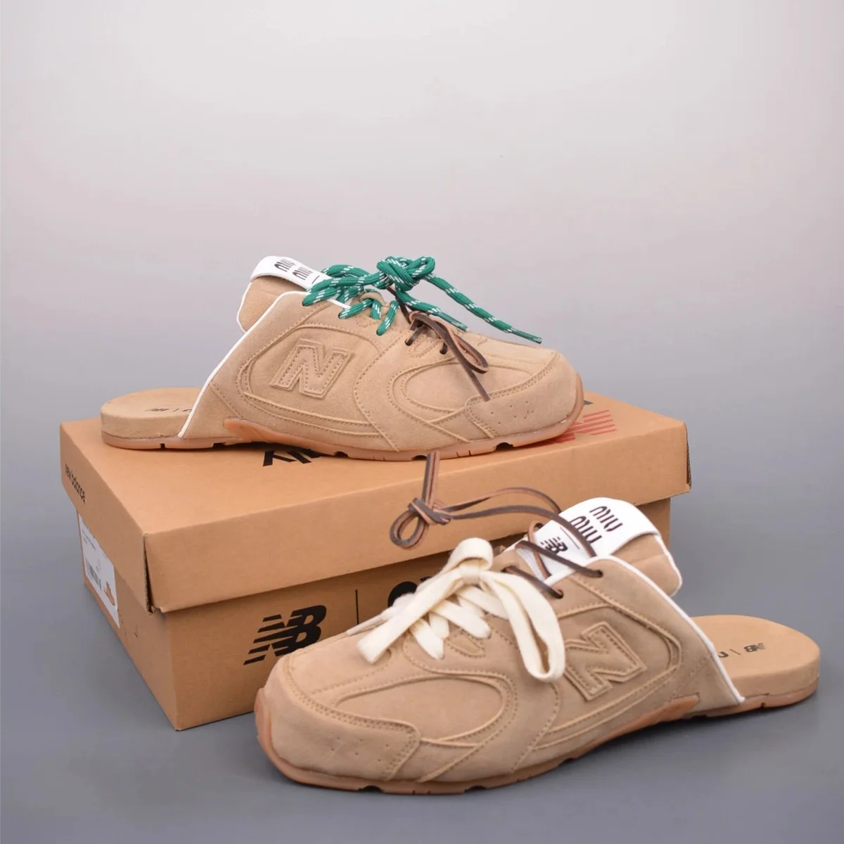 New Balance New Balance Beige Mule Sneakers with Green Laces Beige - 1
