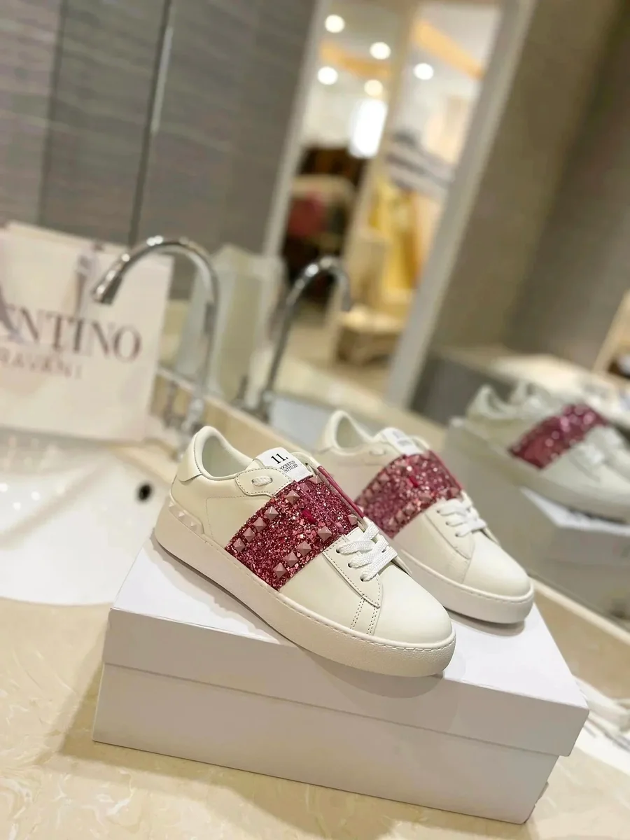Valentino Valentino Rockstud White & Red Sneakers White - 1