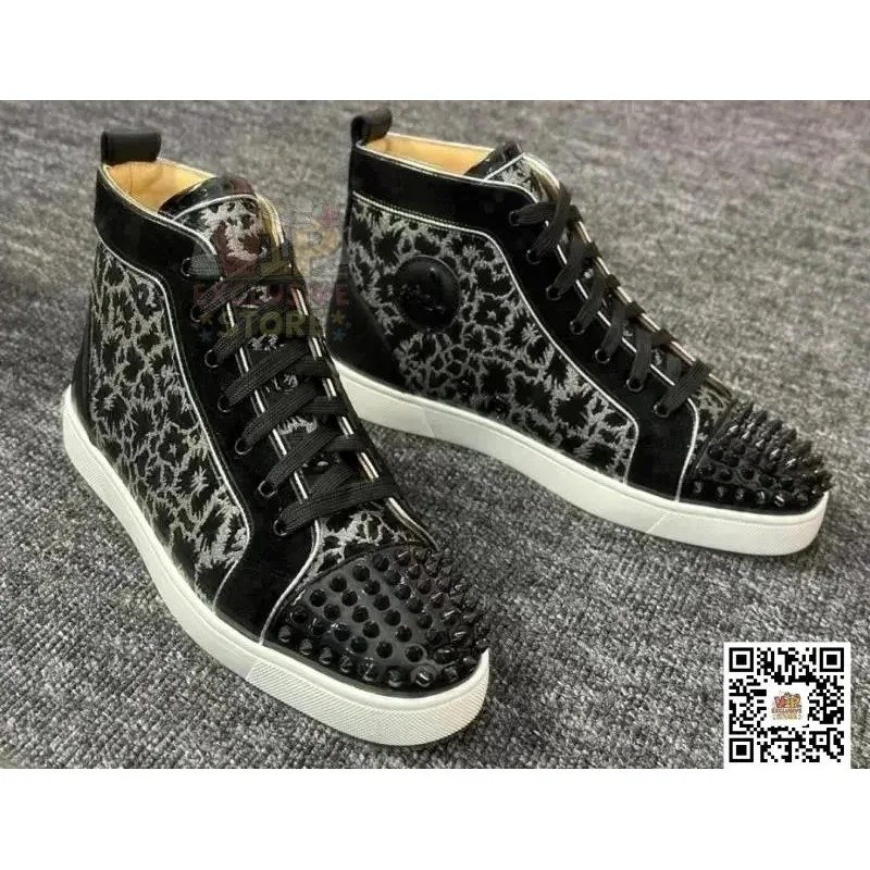Christian Louboutin Christian Louboutin Louis Spiked Toe Black & Silver Sneakers Black - 1