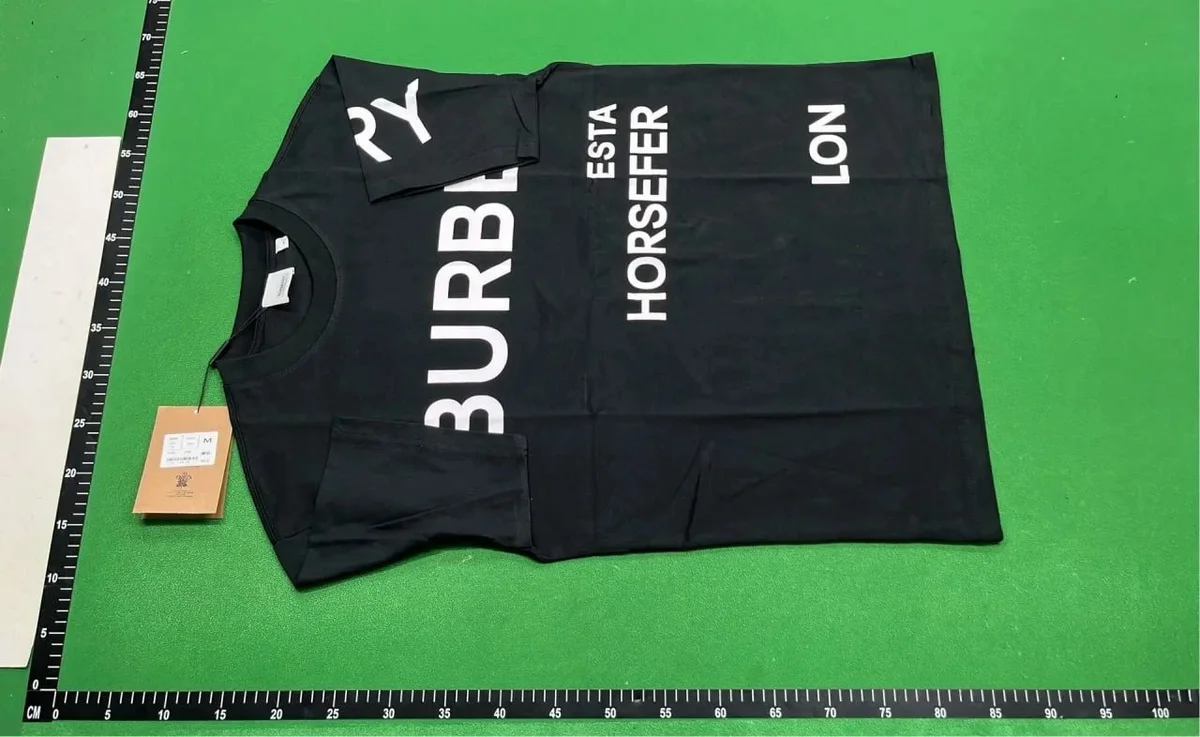 Burberry Burberry Black Horsefer T-Shirt Black - 1