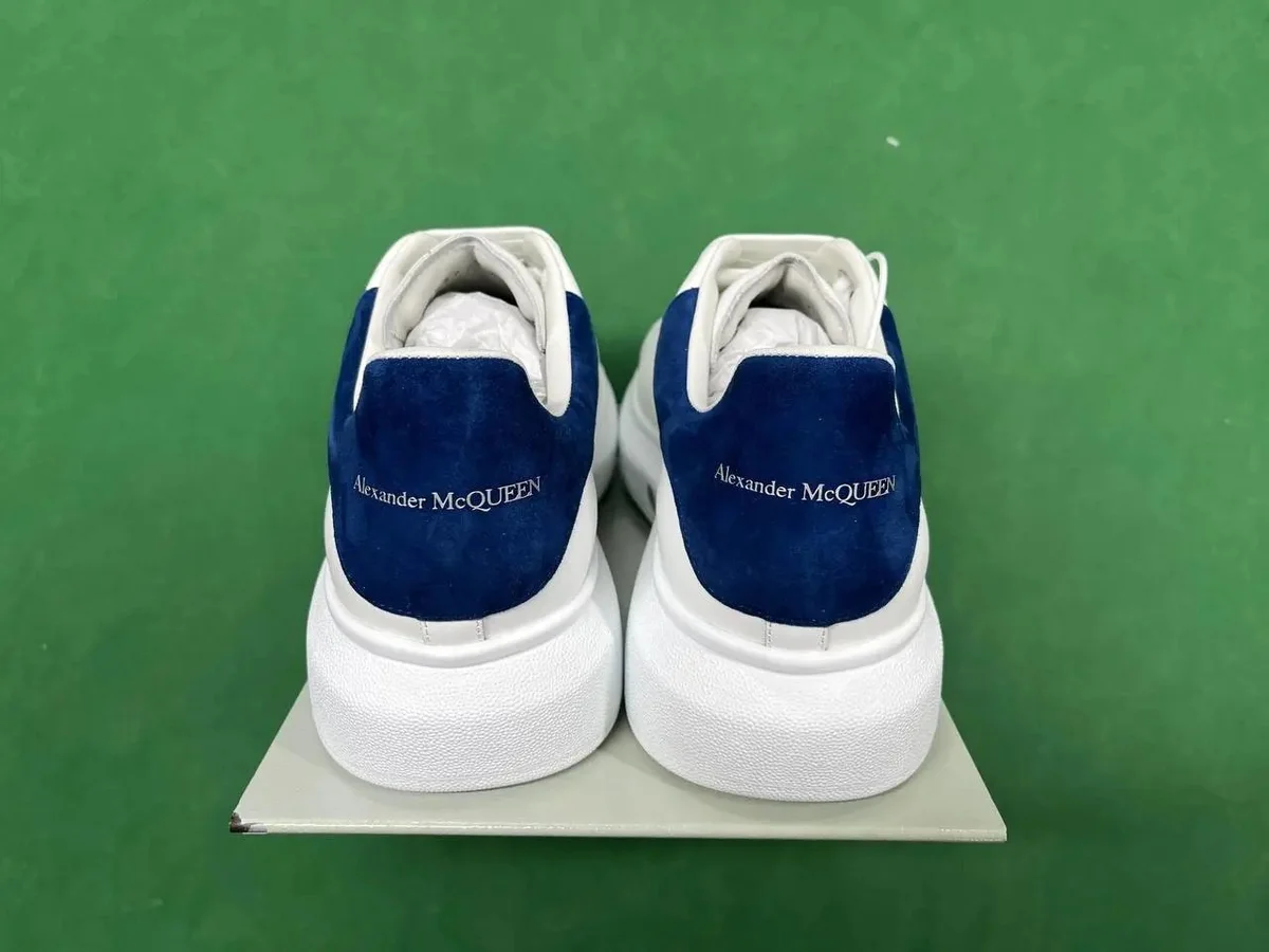 Alexander McQueen Alexander McQueen Oversized Sneakers White/Blue Blue - 1