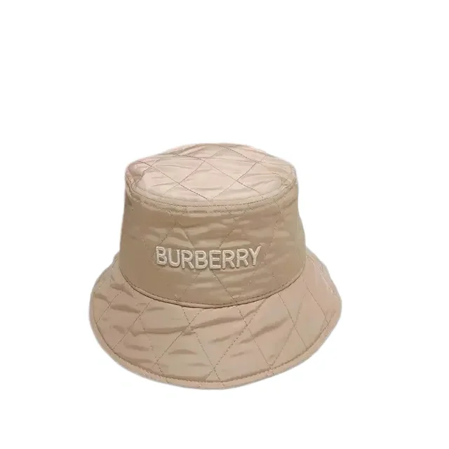 Burberry Burberry Quilted Bucket Hat Beige Headwear Beige - 1