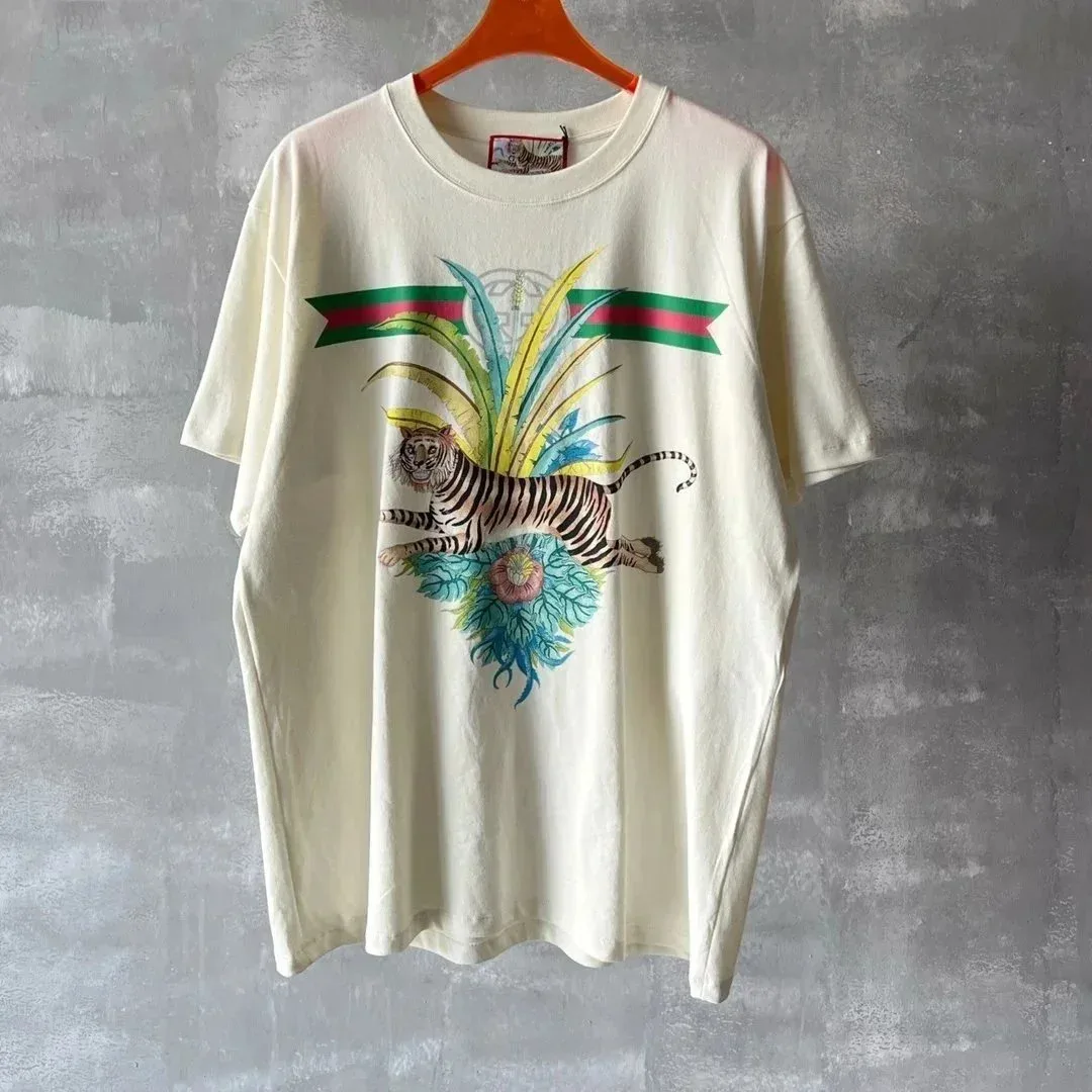 Gucci Gucci Tiger Print Oversized T-Shirt Cream Cream - 1