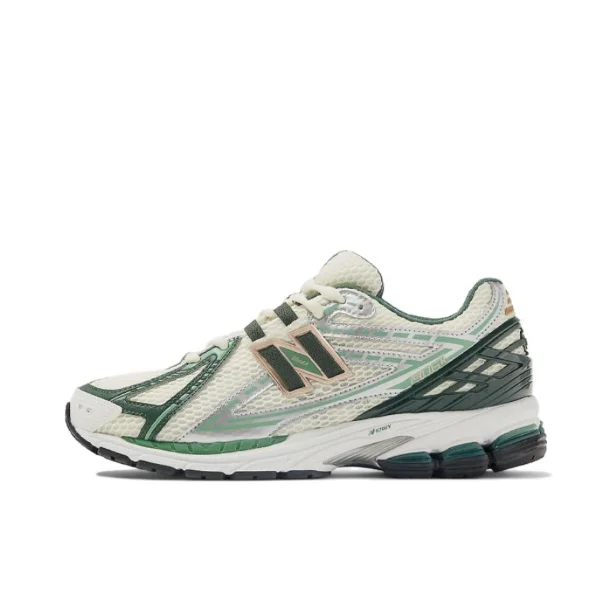 New Balance New Balance 1906R White/Green Sneakers White - 1