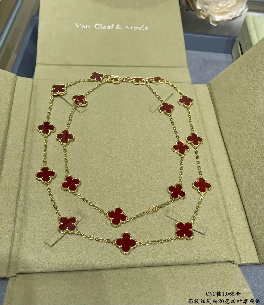 Van Cleef & Arpels Van Cleef & Arpels Alhambra Red Enamel Gold Necklace Red - 1