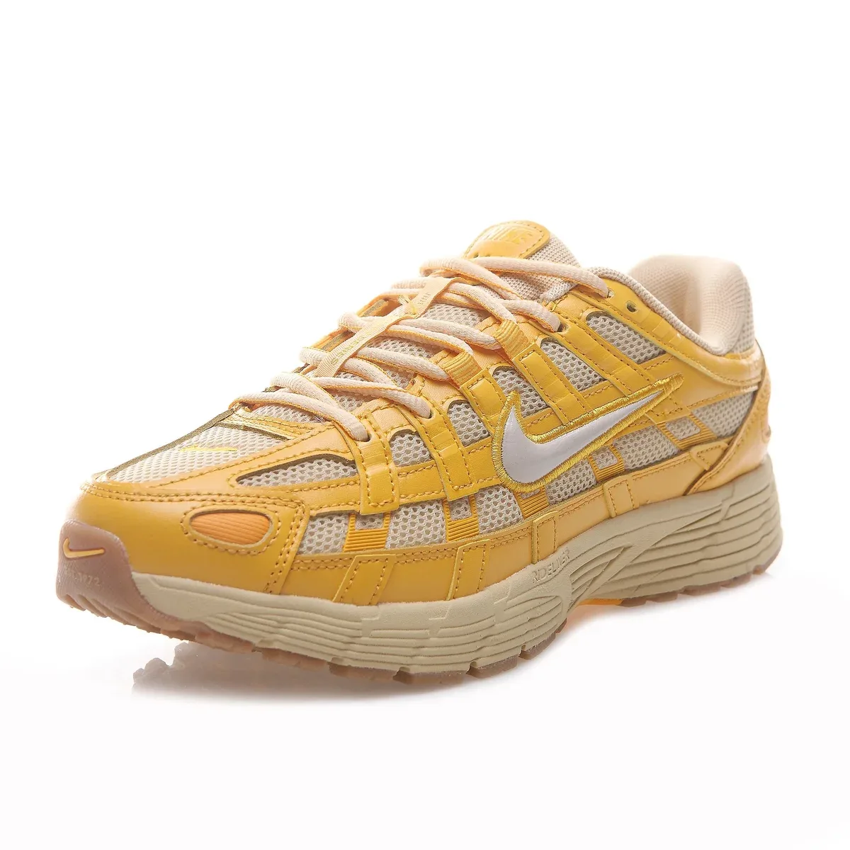 Nike Nike P-6000 Triple Yellow Sneakers Yellow - 1