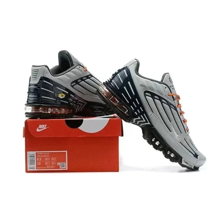 Nike Nike Air Max Plus Grey/Black Sneakers Grey - 1