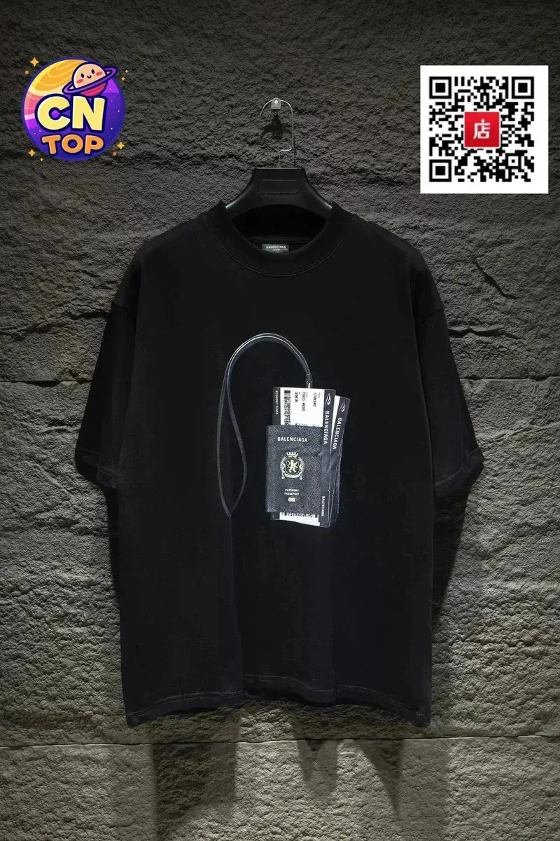 Balenciaga Balenciaga Black Oversized T-Shirt with Passport Print Black - 1