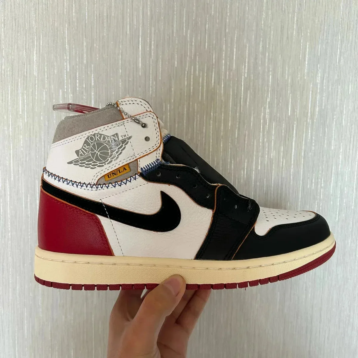 Jordan Nike Air Jordan 1 White/Black/Red Sneakers White - 1
