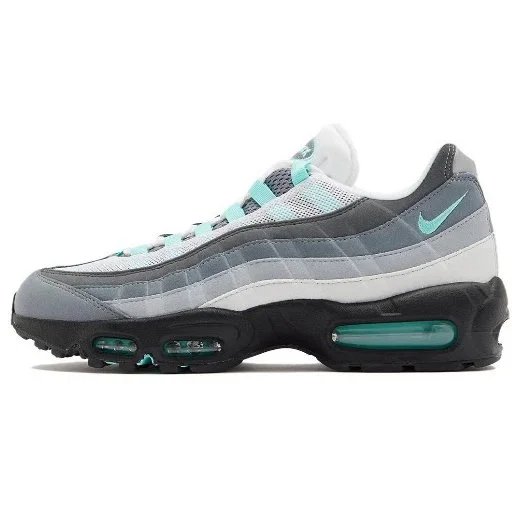 Nike Nike Air Max 95 Triple Black Sneakers Black