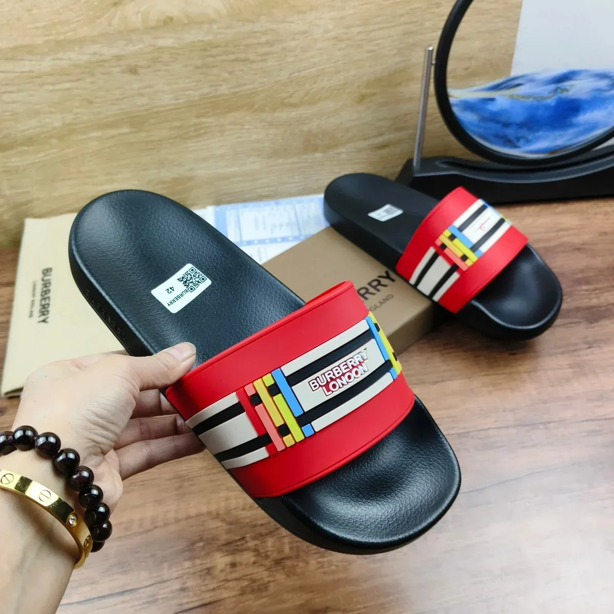 Burberry Burberry Red & Black Rubber Slides Red - 1