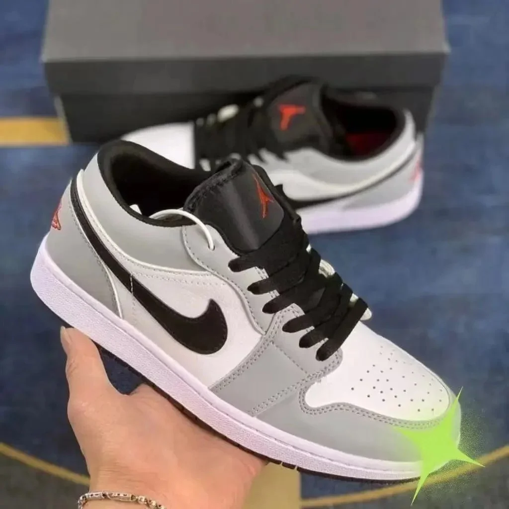 Jordan Nike Air Jordan 1 Low Grey/Black White Sneakers Grey - 1