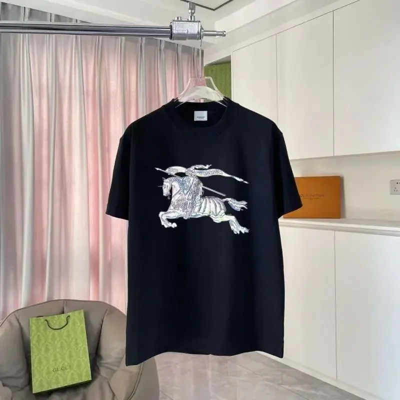 Burberry Burberry Knight Print Black T-Shirt Black - 1