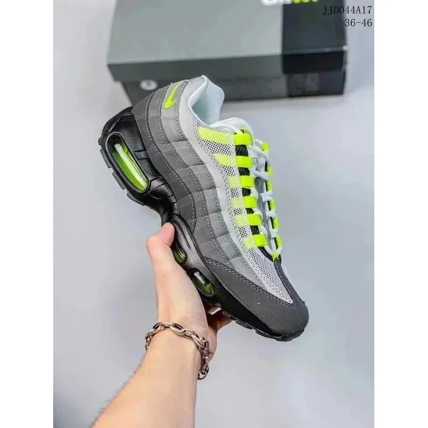 Nike Nike Air Max 95 Triple Black Neon Green Sneakers Black - 1