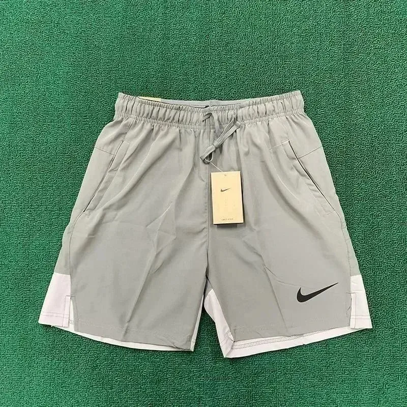 Nike Nike Grey Solid Shorts Grey - 1