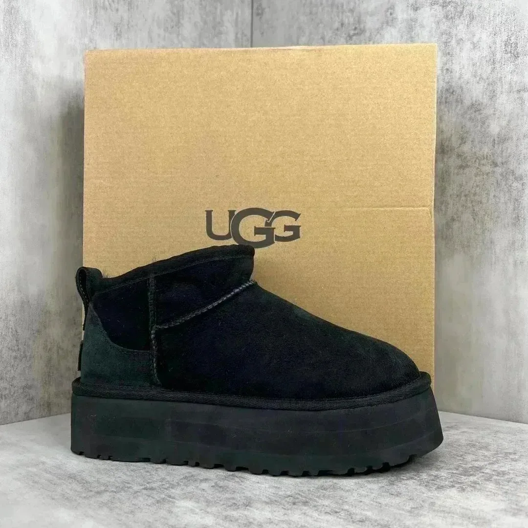 UGG Classic Short Black Boots