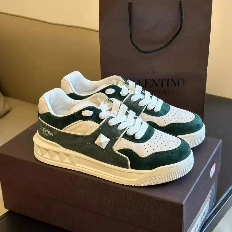 Valentino Valentino Rockstud Green & White Sneakers Green - 1
