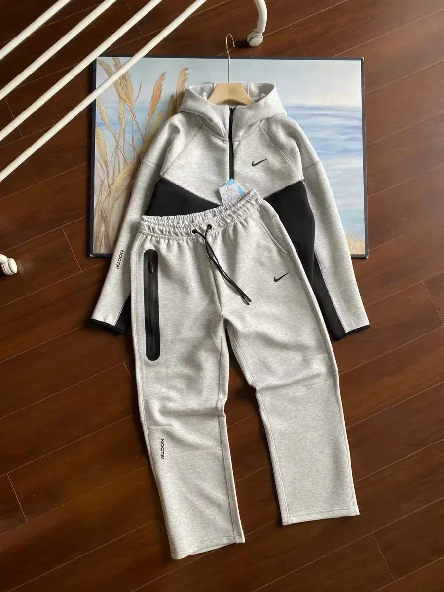 Nike Nike Tech Fleece Set in Grey/Black Grey - 1