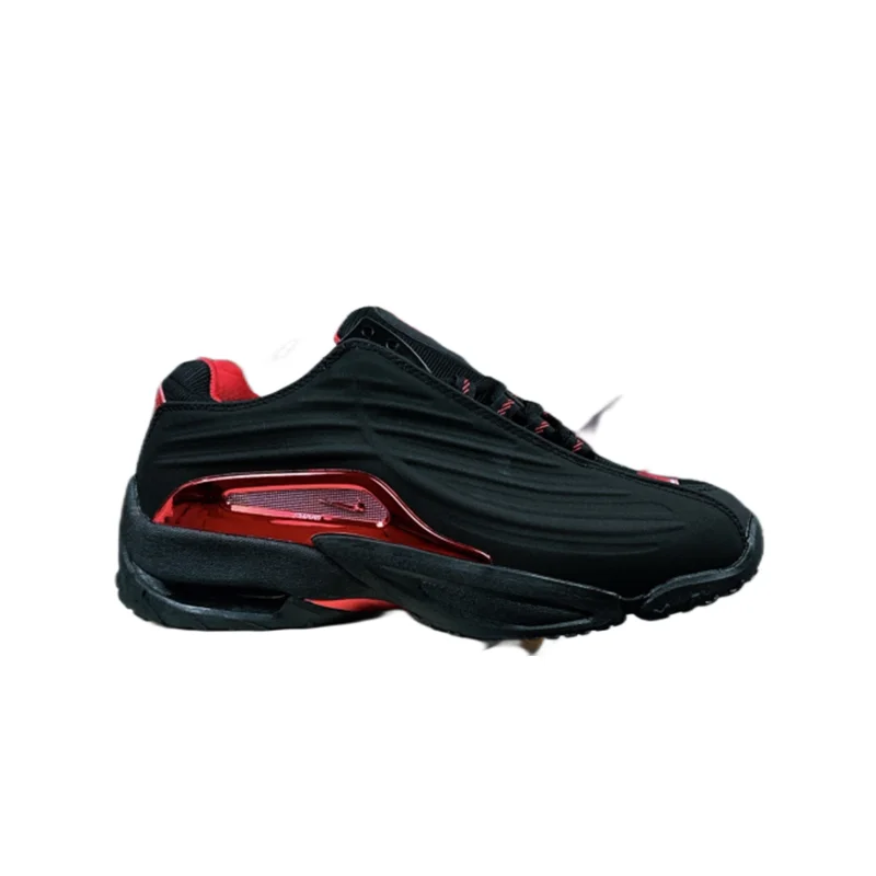 Fila Unisex Black & Red Sneakers Black - 1