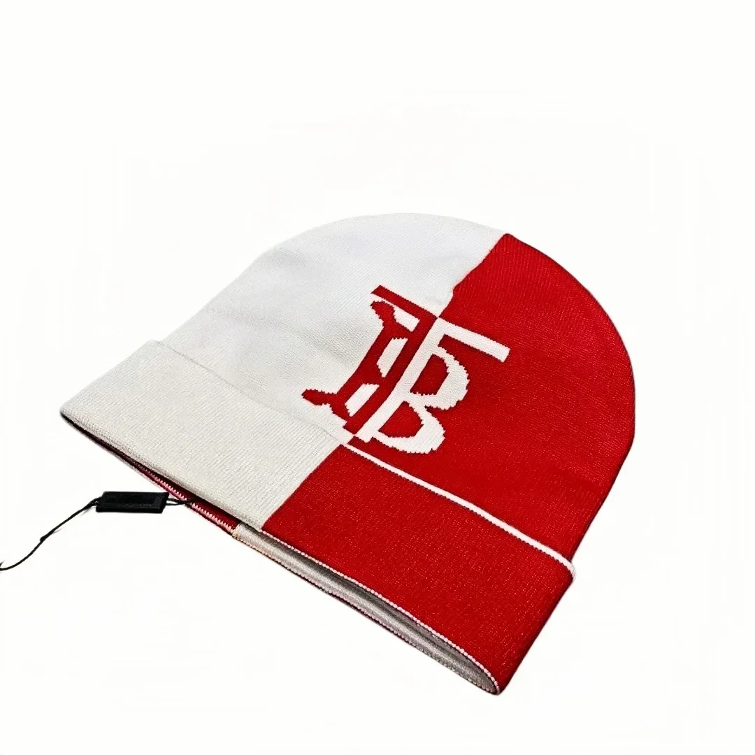 Burberry Burberry Monogram Beanie Red/White Headwear Red - 1