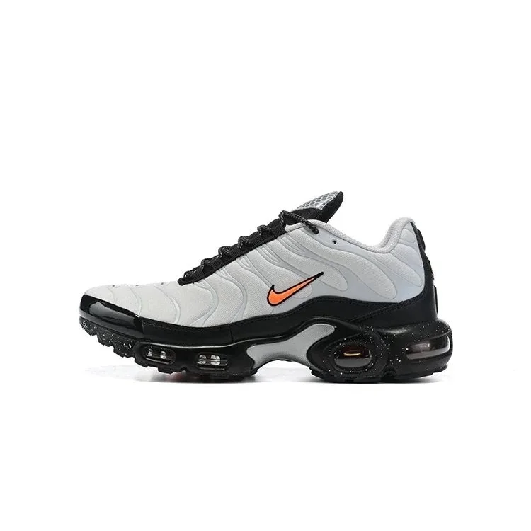 Nike Nike Air Max Plus Triple Black Sail Orange Sneakers Grey - 1