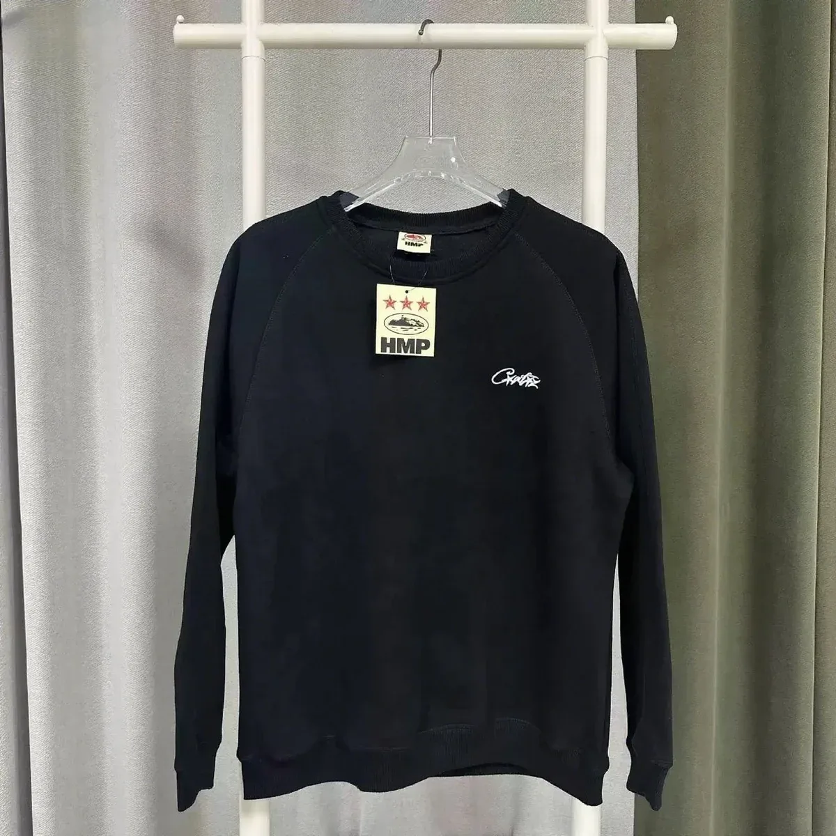 Corteiz HMP Black Signature Logo Crewneck Sweatshirt Black - 1