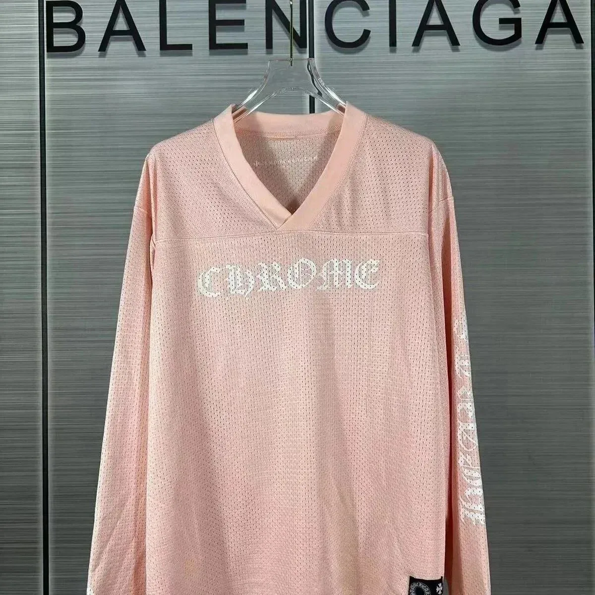 Chrome Hearts Chrome Hearts Pink Mesh V-Neck Jersey Top Pink - 1