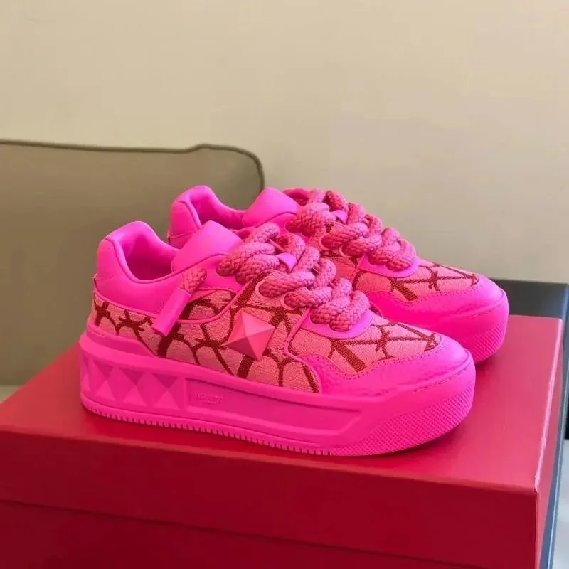 Valentino Valentino Rockstud Pink Platform Sneakers Pink - 1