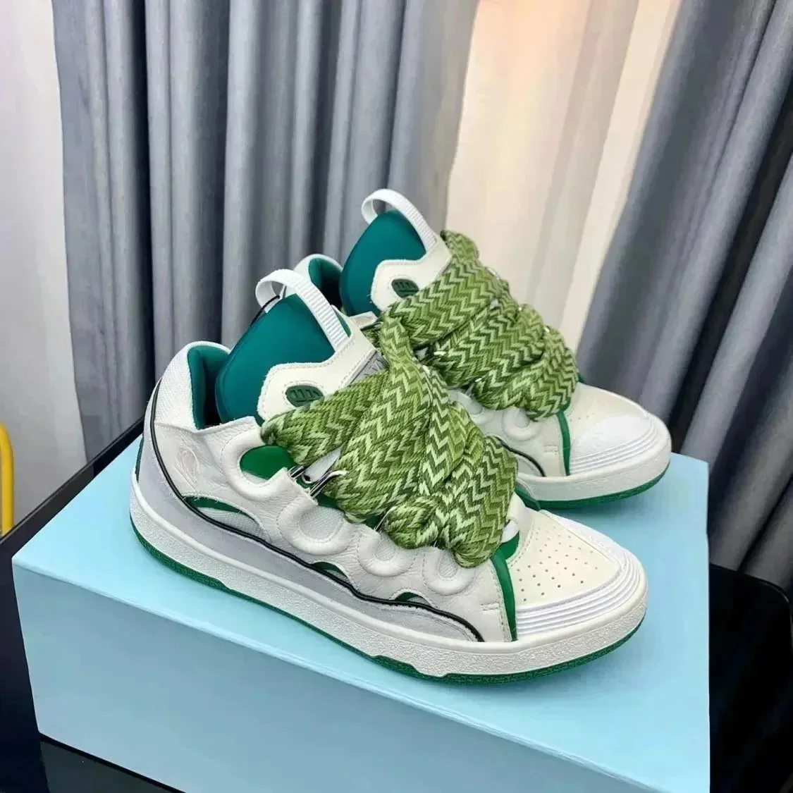 Supreme White & Green Sneakers with Braided Laces Green - 1