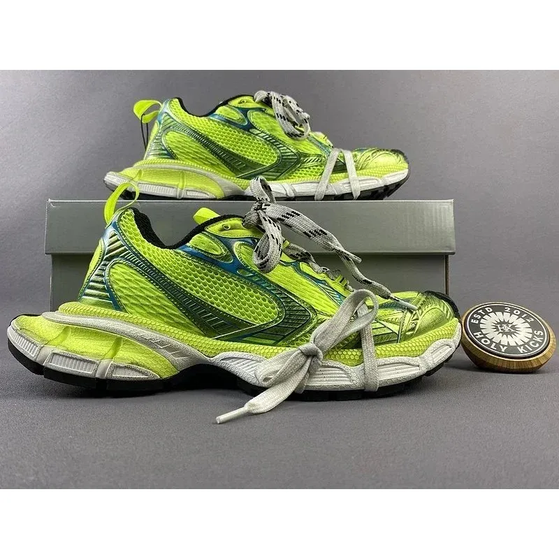 Balenciaga Balenciaga Triple S Neon Green Sneakers Green - 1
