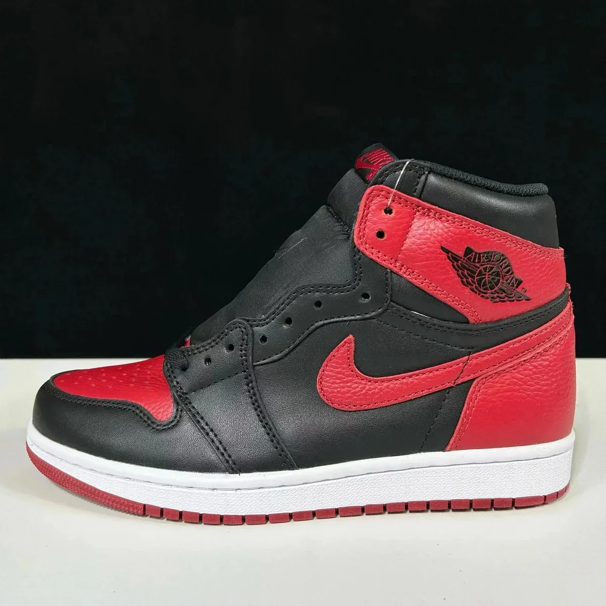 Jordan Nike Air Jordan 1 Black/Red High Top Sneakers Black - 1