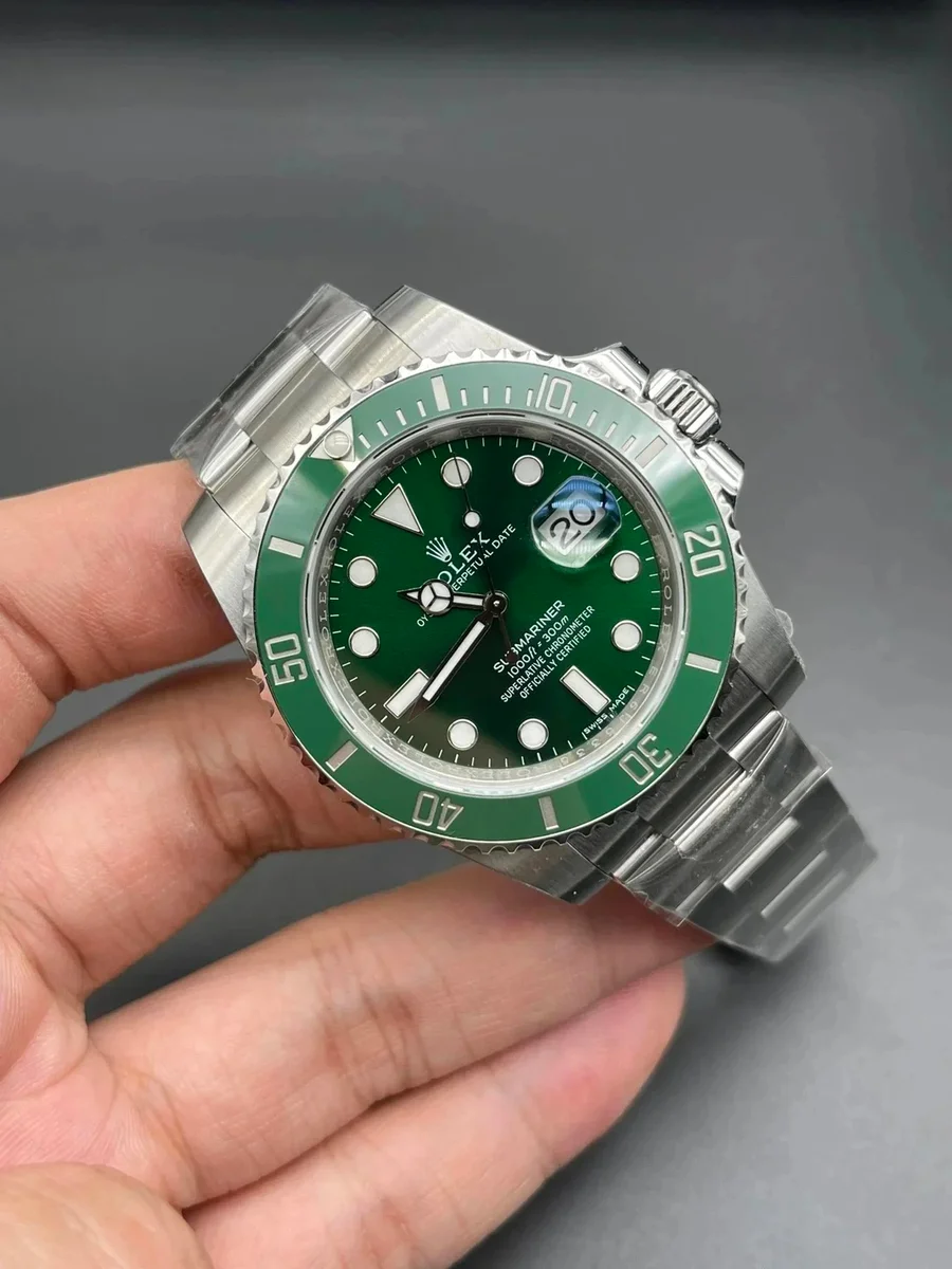 Rolex Rolex Submariner Green Dial Stainless Steel Watch Green - 1