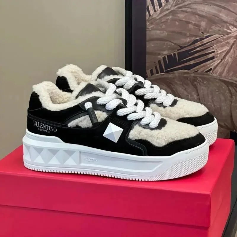 Valentino Valentino Rockstud Black & White Sneakers Black - 1