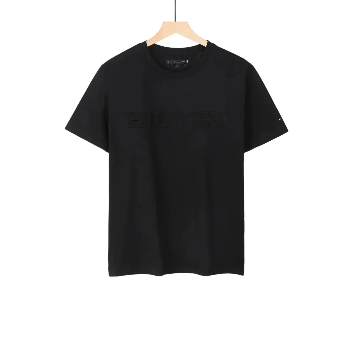 Tommy Hilfiger Tommy Hilfiger Embossed Logo T-Shirt Black Black - 1