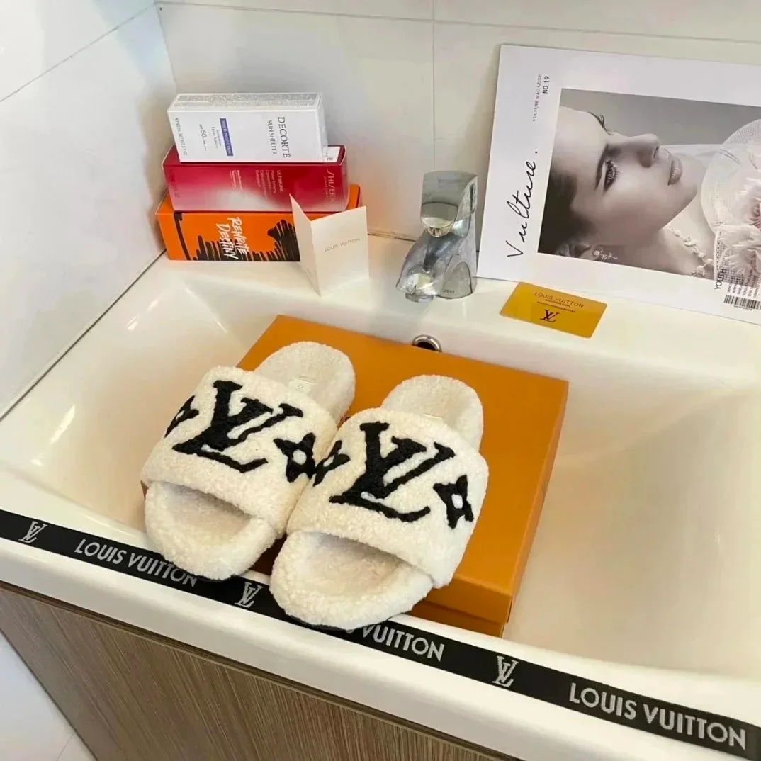 Louis Vuitton Louis Vuitton Neverfull Slide Sandals White/Black White