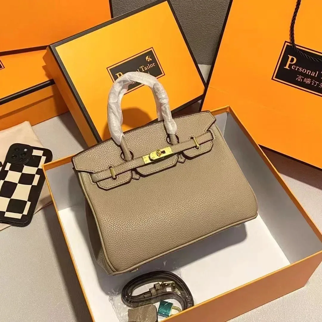 Hermès Birkin Beigefarbene Lederhandtasche
