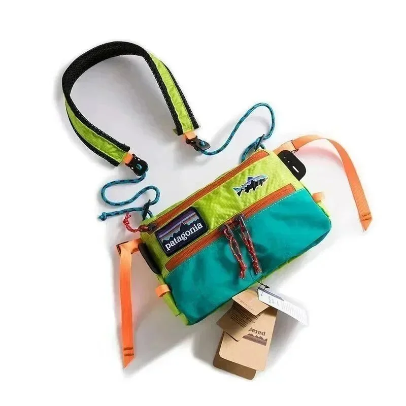 Patagonia Patagonia Nano Puff Green & Teal Crossbody Bag Green - 1