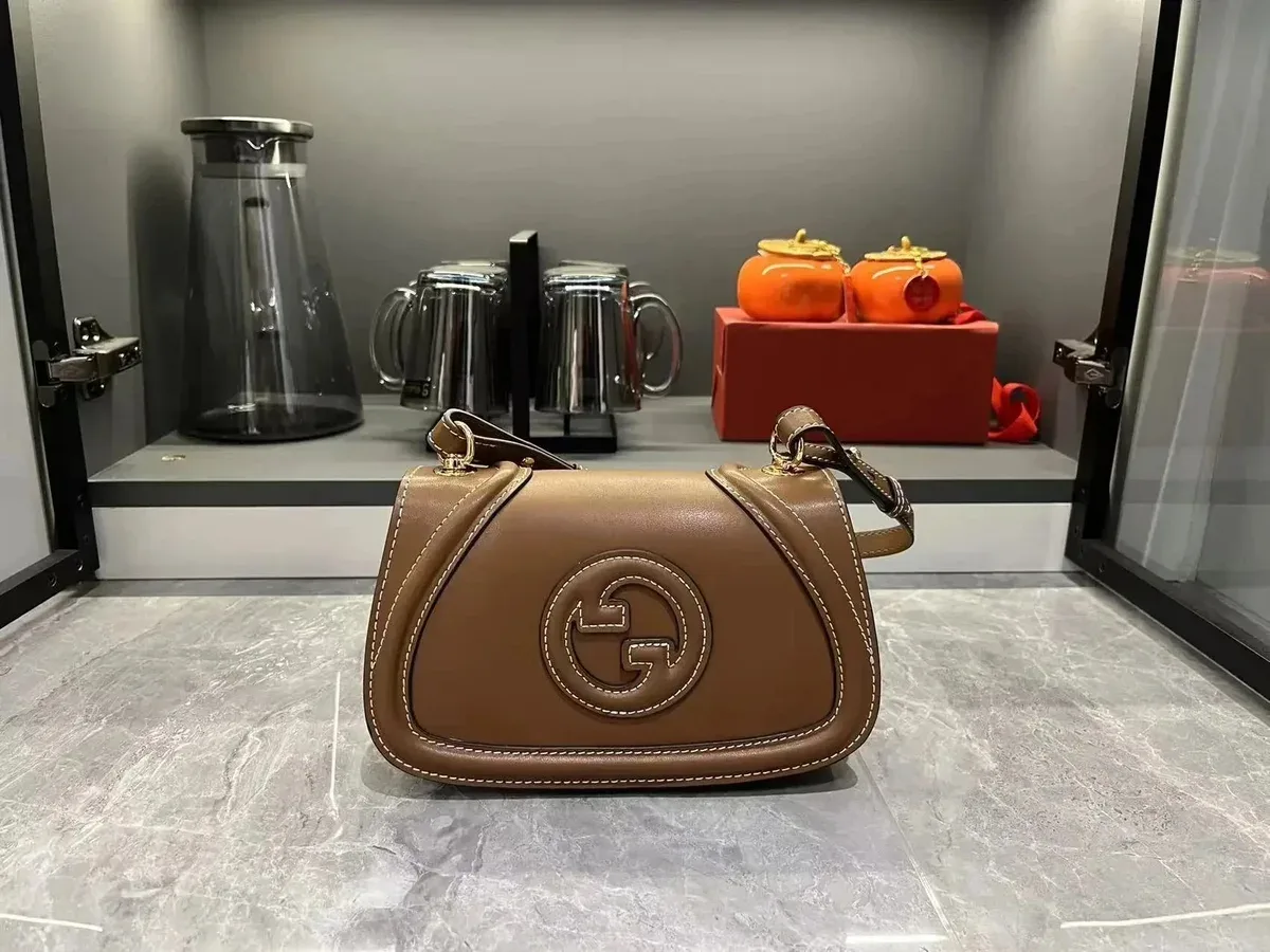 Gucci Gucci GG Marmont Tan Leather Shoulder Bag Brown - 1