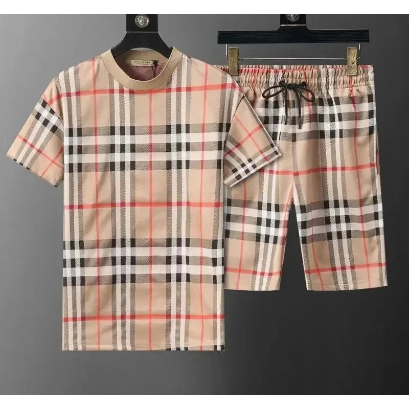 Burberry Burberry Vintage Check Plaid T-Shirt & Shorts Set Beige - 1