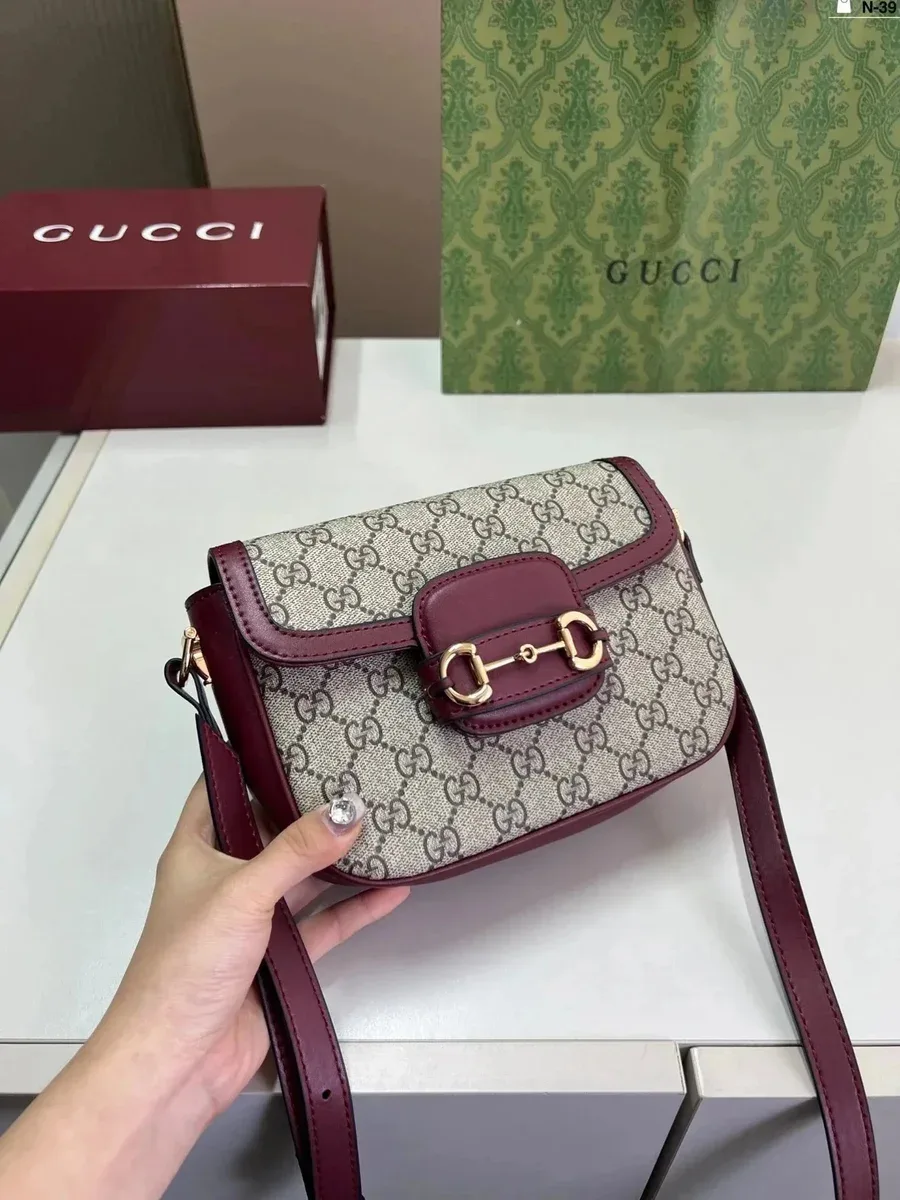 Gucci Gucci GG Marmont Horsebit Burgundy Crossbody Bag Red - 1