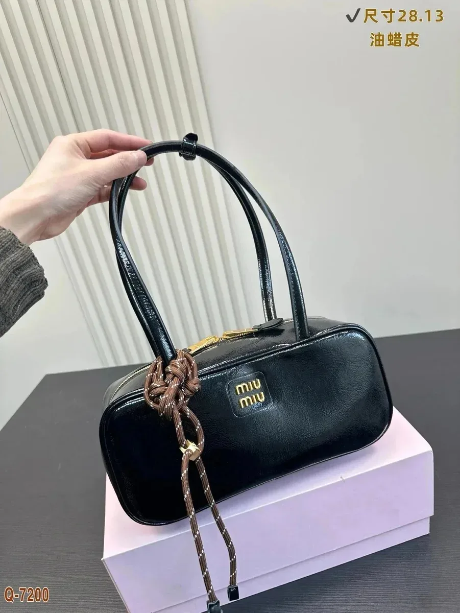 Miu Miu Miu Miu Black Oil Wax Leather Handbag Black - 1