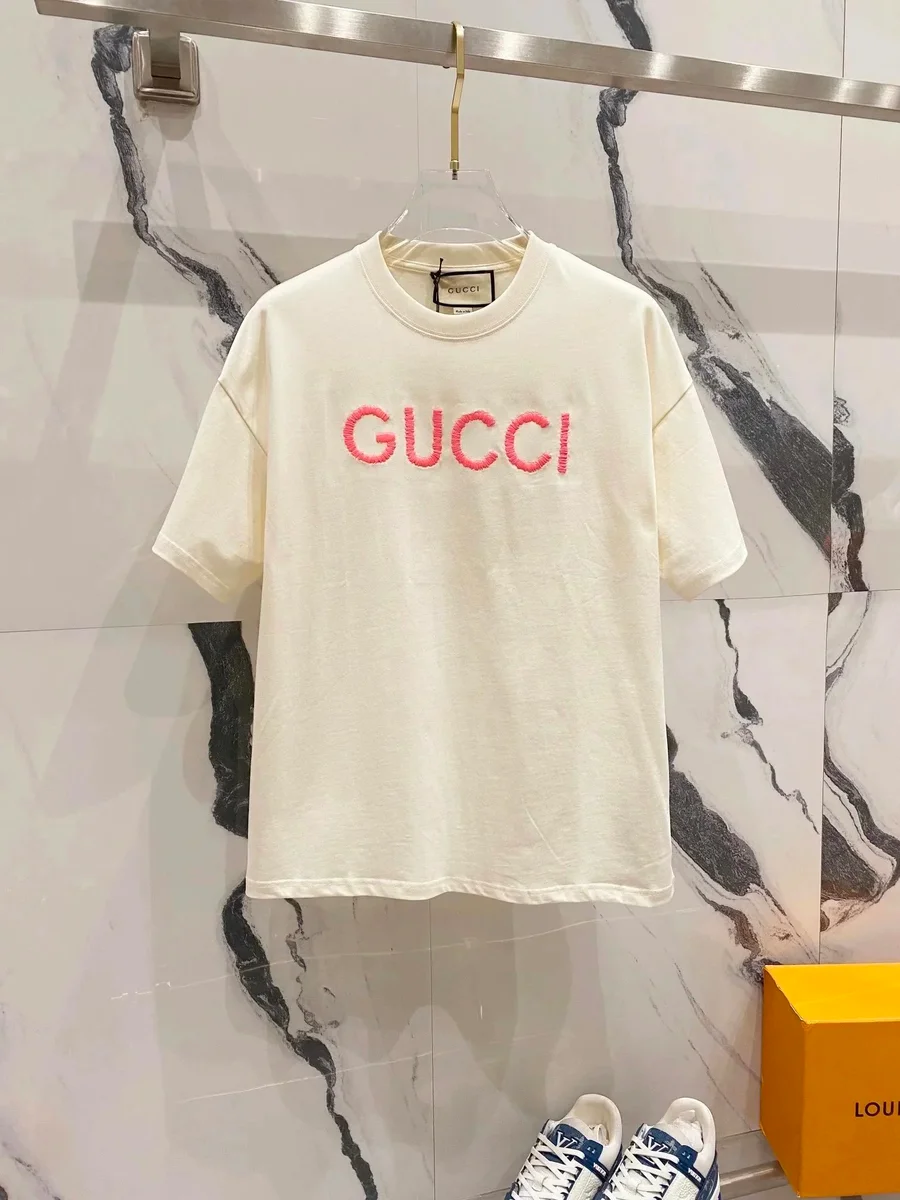 Gucci Gucci Embroidered Logo T-Shirt Cream Pink Cream - 1