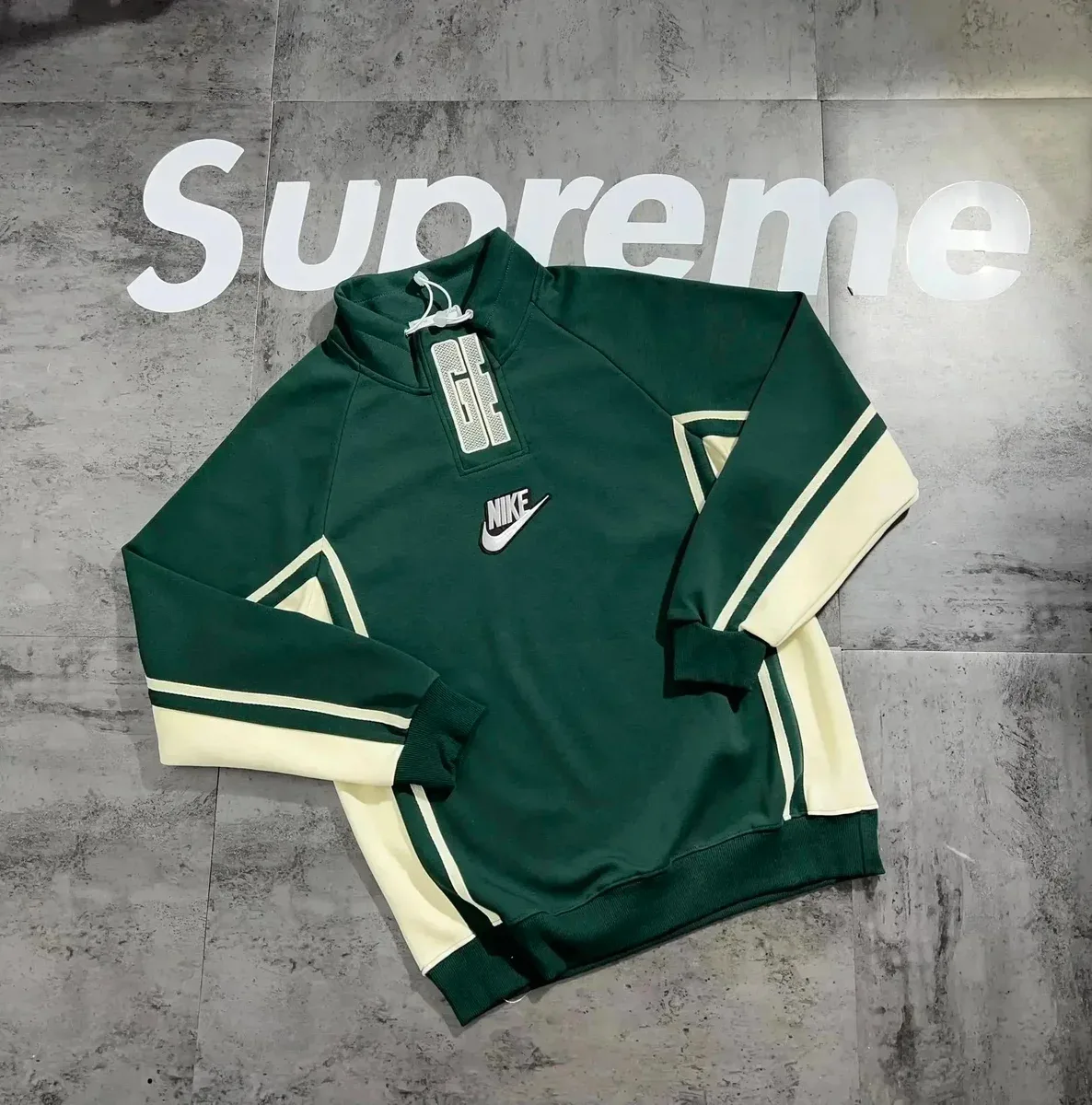 Nike Nike C-3 Green Hoodie Sweatshirt Green - 1