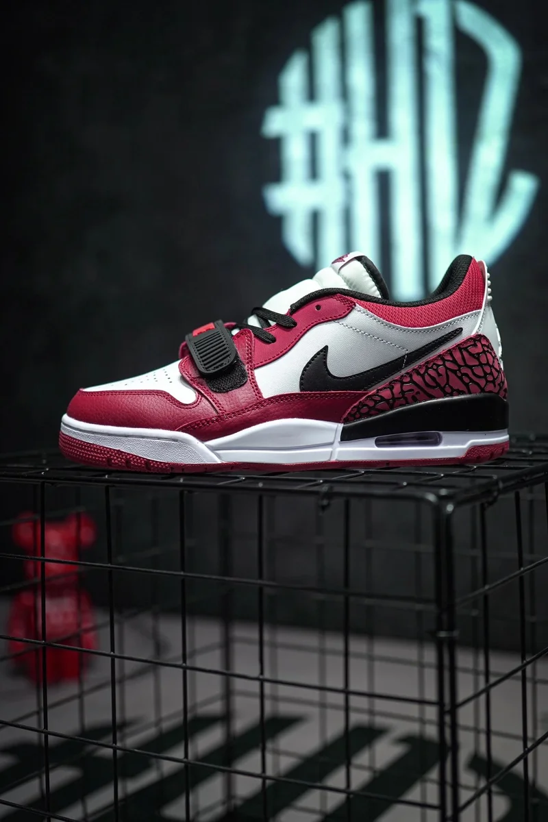 Jordan Nike Air Jordan 3 Low '84 Gym Red/White/Sail Sneakers Red - 1