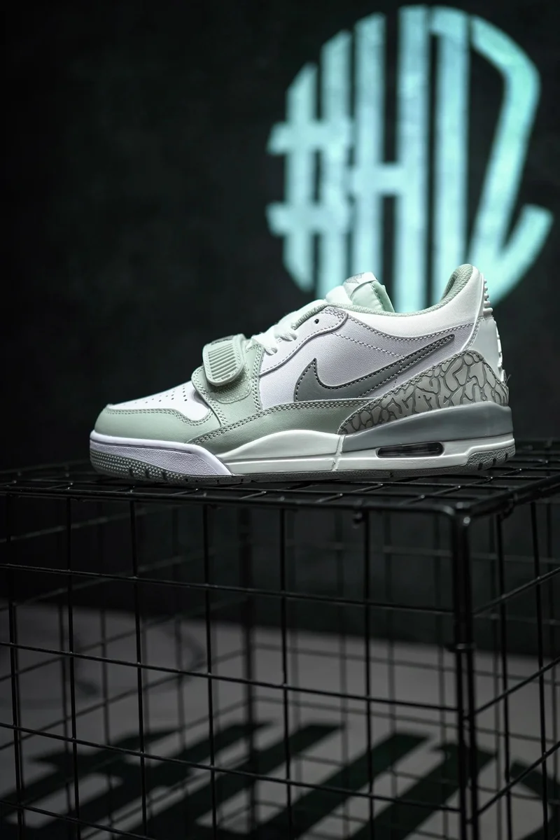 Jordan Nike Air Jordan 3 Low 'Elephant Print' Sneakers White - 1