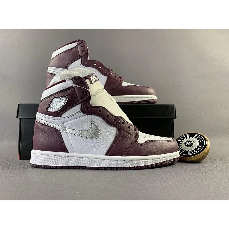 Jordan Nike Air Jordan 1 Burgundy/White Sneakers Brown - 1