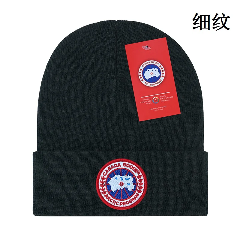 Canada Goose Canada Goose Black Fine Stripe Red Label Beanie Black - 1