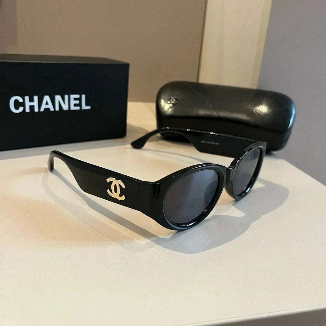 Chanel Classic Flap Gafas de sol negras