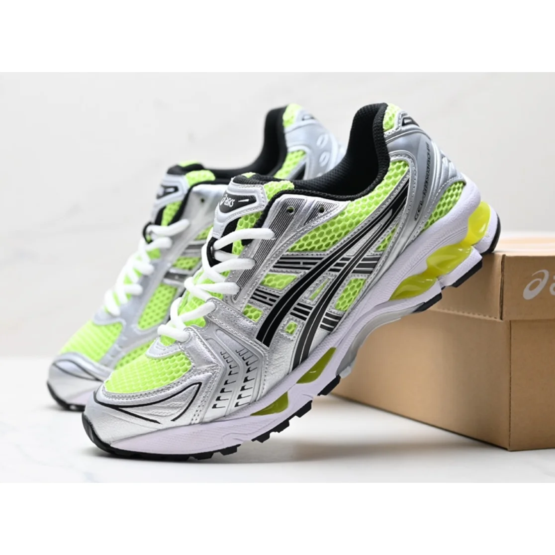 ASICS ASICS Gel-Kayano 14 Silver/Neon Green Sneakers Green - 1